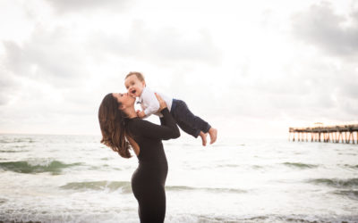 Sunrise family photos at Dania Beach